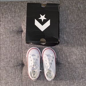 Converse Infant/Toddler Classic Low Top Sneakers